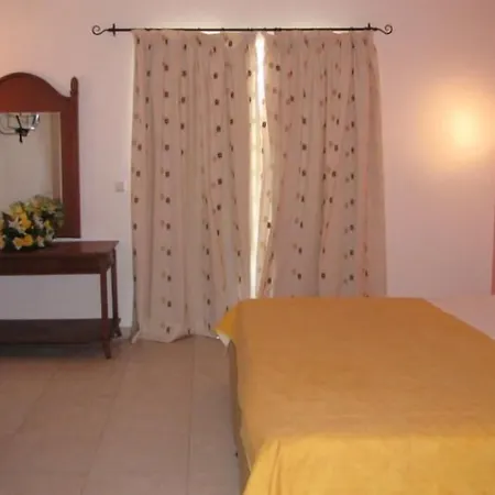 Valsami Aparthotel Kremastí