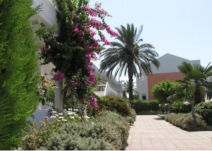 Valsami Aparthotel 4*