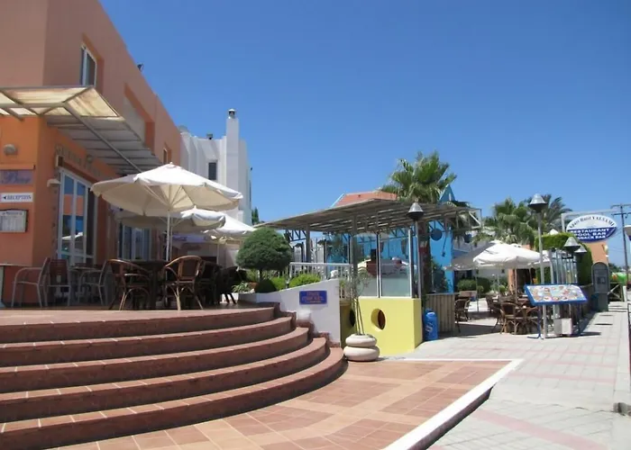 Aparthotel Valsami