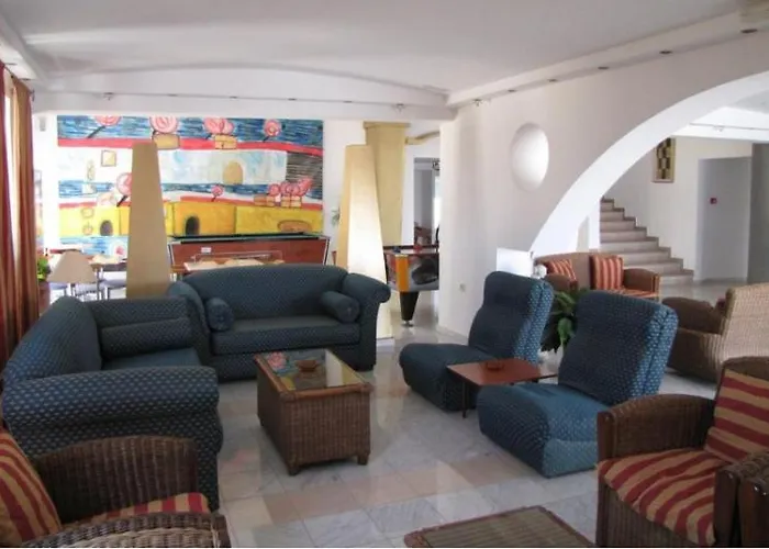 Aparthotel Valsami 4*